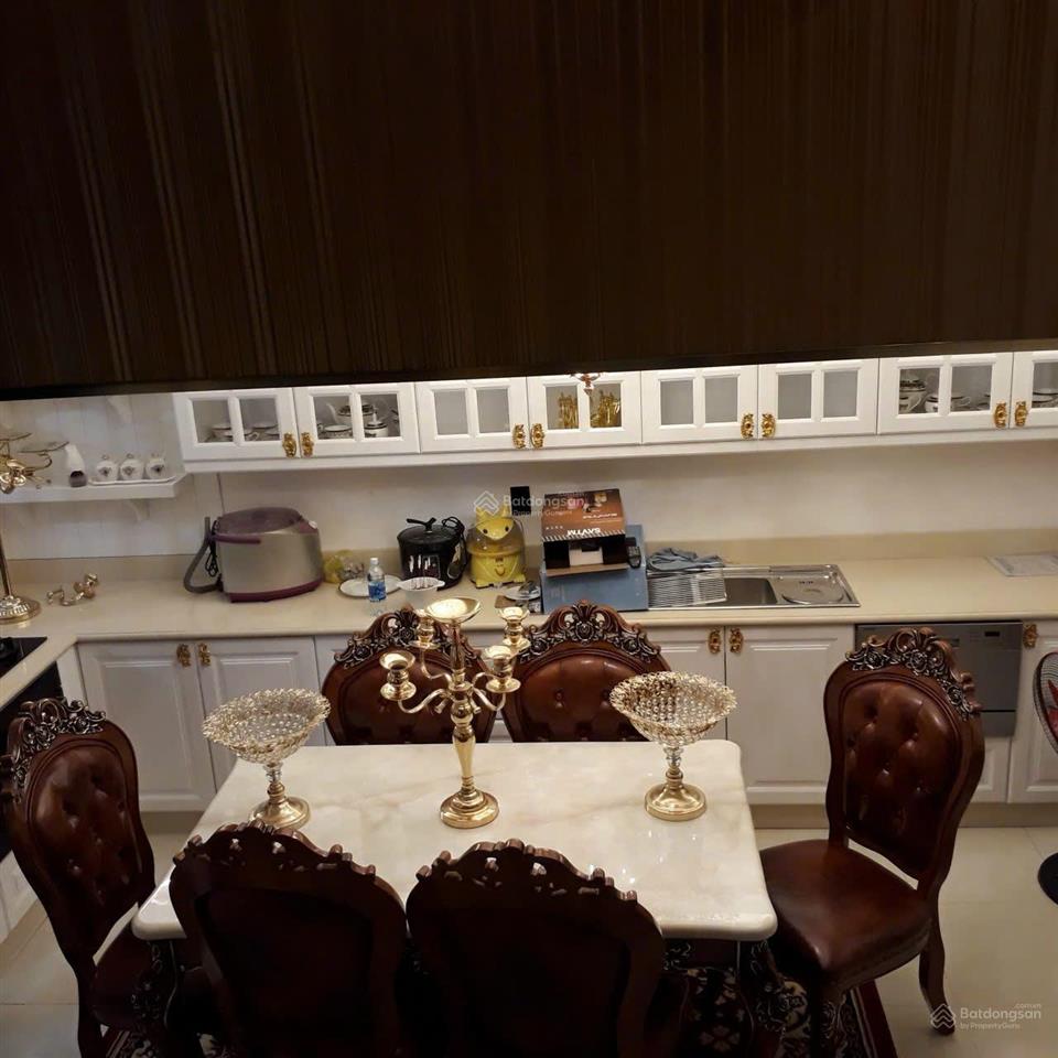 Cho thuê nhà mặt tiền đường lê trực phường 7, quận bình thạnh, giá thuê 28tr/tháng