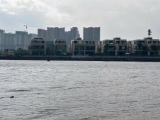 Bán lô đất đối diện biệt thự the rivus