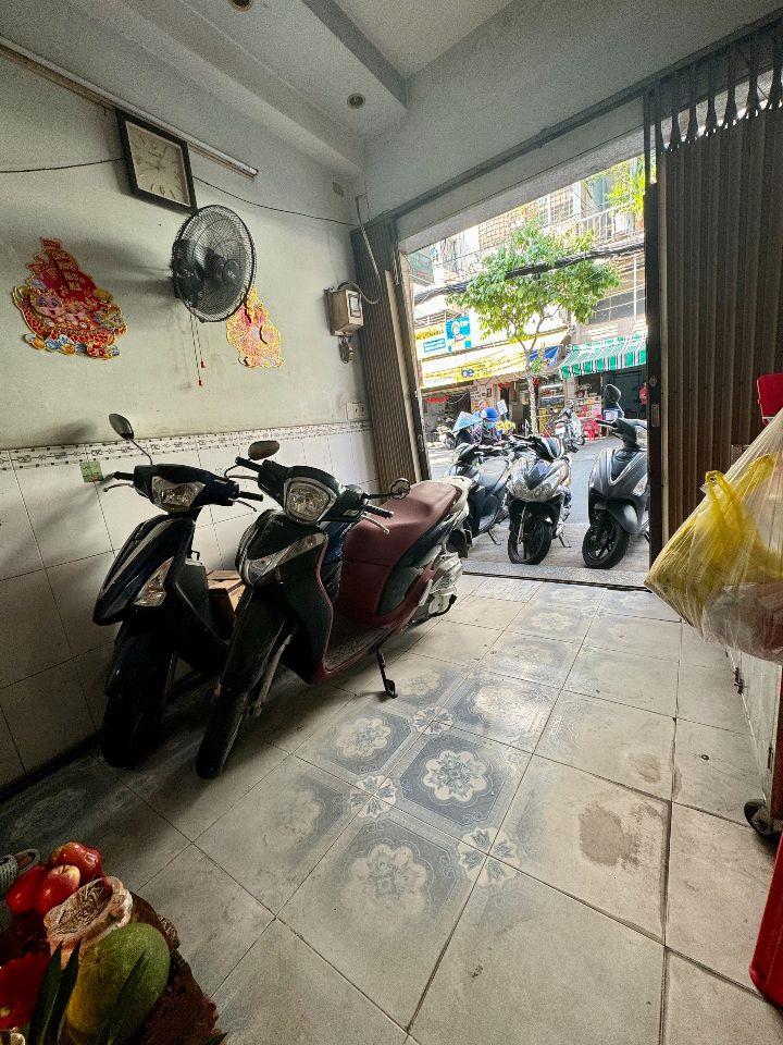 Chính Chủ Bán Căn Nhà Mặt Tiền Q 4,tiện Kd Hoặc Cho Thuê,khu Kd Sầm Uất Nhất Quận 4,LH 0907753508