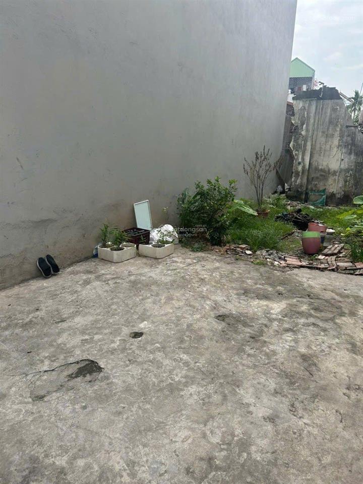 Bán 41.3m2 đất chu xá kiêu kỵ giá 3.2 tỷ, gần hồ điều hòa, có chỗ đỗ ô tô thỏa mái