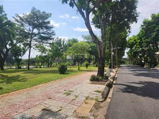 Biệt thự khu dân cư ven sông, 2 mặt tiền 132m2  3 tầng  nguyễn văn linh, tân phong quận 7