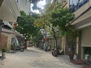 Phân lô cán bộ, 3 ô tô tránh nhau, văn phòng, nội thất xịn, khu đô thị cầu bươu