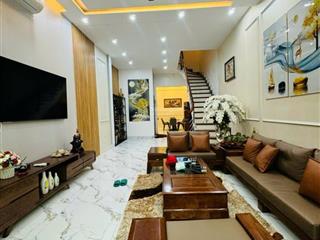 Bán nhà 5 tầng thang máy, 82m, 25 tỷ trường chinh  đống đa  nở hậu  ô tô vào  ở ngay