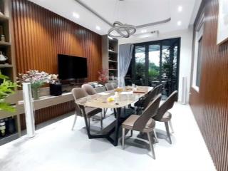 Mặt phố thái thịnh, đống đa, lô góc, thang máy, kinh doanh 91m, 6 tầng 39 tỷ