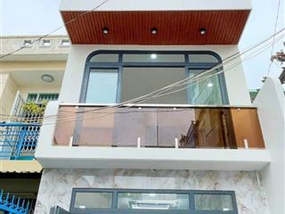 2 MẶT TIỀN LẠI LÀ CĂN GÓC THOÁNG

ĐÚC XÂY MỚI 3 TẤM  TRUNG TÂM Q4
