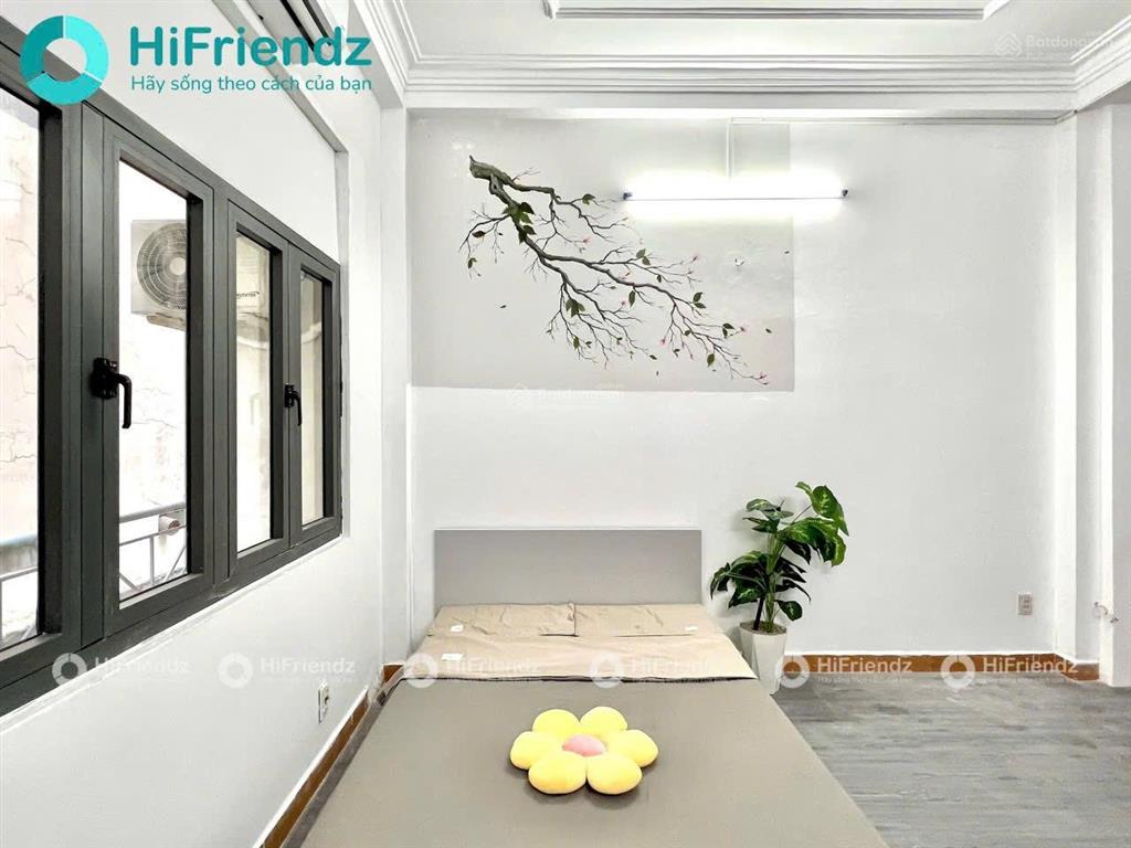 Căn hộ ban công  xách vali ở ngay đối diện mega bình phú quận 6  đầy đủ nội thất  giặt sấy chung