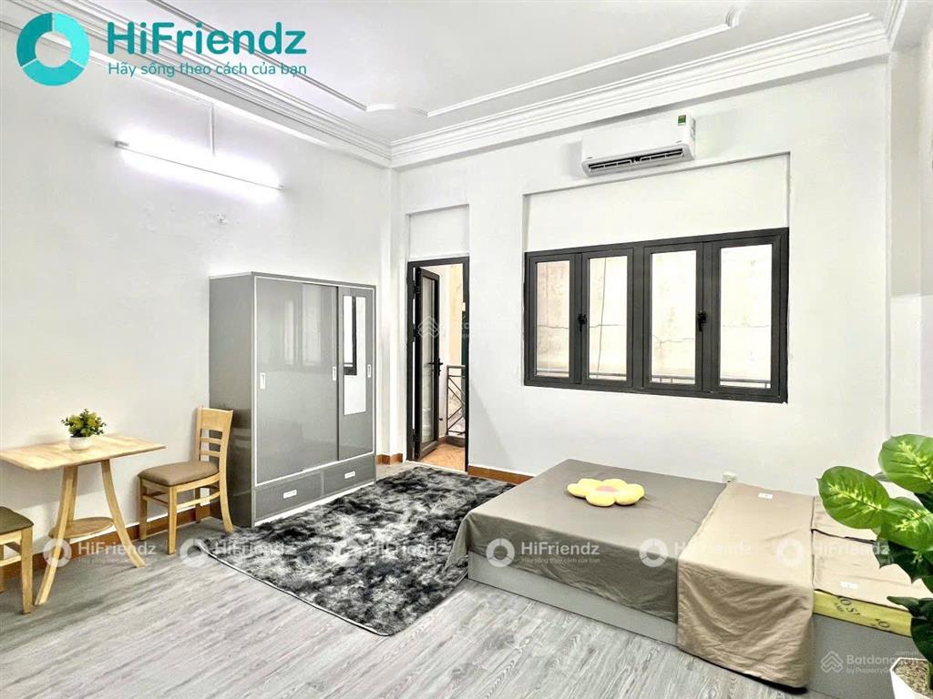 Căn hộ ban công  xách vali ở ngay đối diện mega bình phú quận 6  đầy đủ nội thất  giặt sấy chung