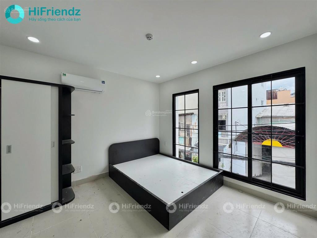 Chung cư mini mới khai trương cửa sổ lớn có thang máy gần vòng xoay lê đại hành giáp quận 10