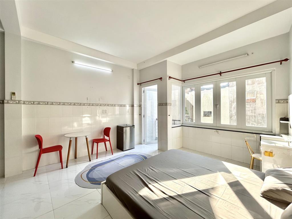 Khai trương 2 căn hộ ban công siêu mới đối diện đầm sen  hoà bình quận 11 hẻm oto giáp tân bình