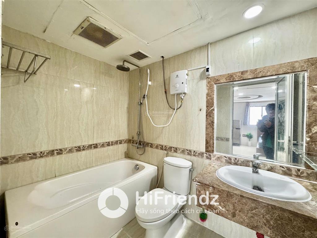 Chung cư mini 1pn view đẹp cách âm tốt mặt tiền nguyễn biểu quận 5 sát trung tâm quận 1