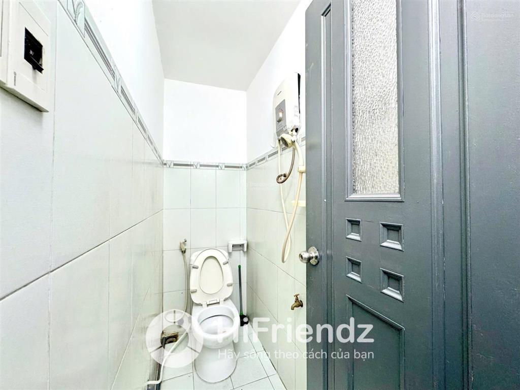 1 trệt 1 lửng ~55m2  phù hợp kd online, gia đình, nhóm bạn  sát 3/2 quận 10  lãnh binh thăng q11