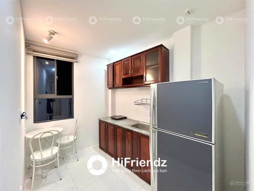 Penhouse 1pn sân thượng đẹp hơn "new york city"  có thang máy tận phòng  gần ngay mega market q6