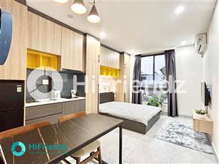 Chdv full nội thất có bảo vệ, hầm xe, thang máy tận phòng  hẻm oto  vị trí ngay cầu vượt cây gõ