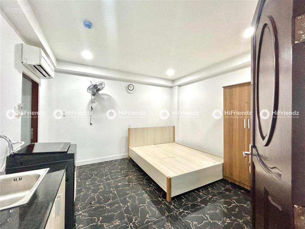 Chung cư mini trống 1 phòng ngay hậu giang hẻm oto gần vòng xoay phú lâm quận 6  thang máy