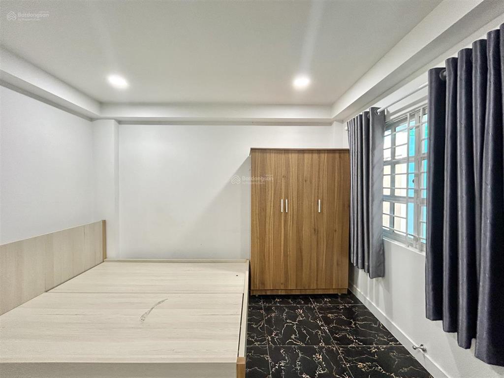Chung cư mini trống 1 phòng ngay hậu giang hẻm oto gần vòng xoay phú lâm quận 6  thang máy