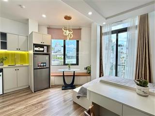 Căn hộ studio  full nội thất  bancol ngay sau đại học văn lang
