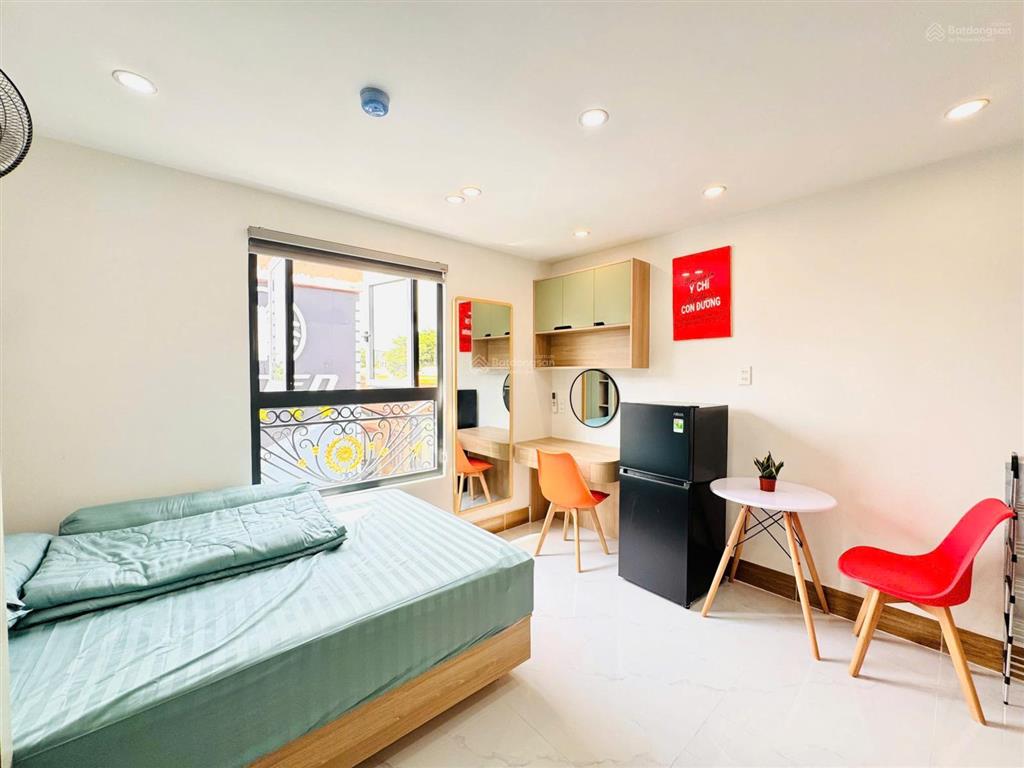Căn hộ studio  full nội thất cao cấp  cửa sổ to ngay sau emart phan văn trị