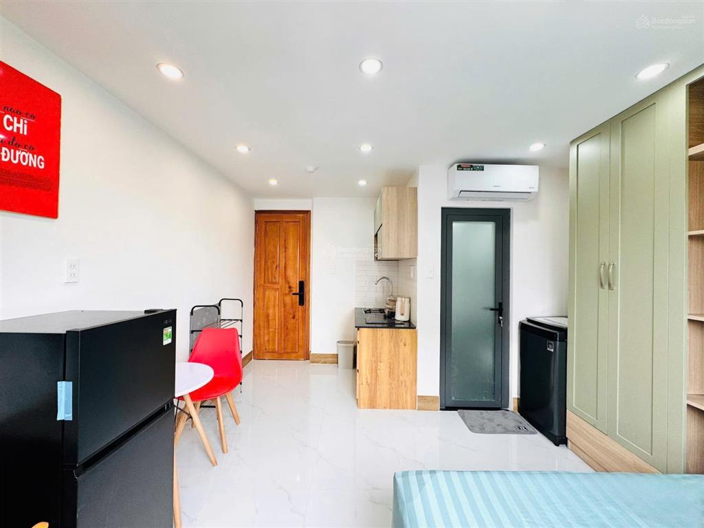 Căn hộ studio  full nội thất cao cấp  cửa sổ to ngay sau emart phan văn trị