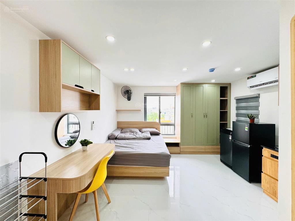 Căn hộ studio  full nội thất cao cấp  cửa sổ to ngay sau emart phan văn trị