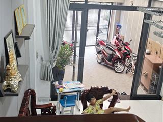Hót  nhà mt đường 13  bình trưng tây  quận 2  dt 68m2  giá chỉ 7.8 tỷ (tl)