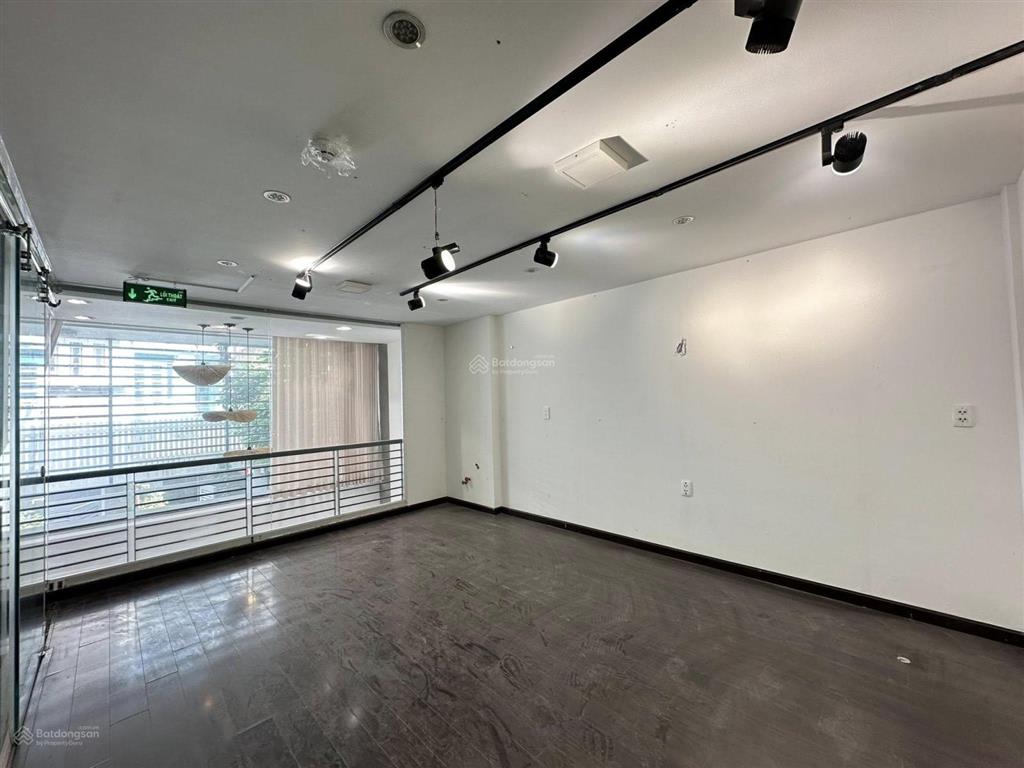 Nhà hẻm vip 38 nguyễn văn trỗi, phường 15, phú nhuận  6x15m  3 lầu