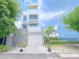 Cho thuê văn phòng quận 2, giá rẻ 35 triệu, 4 tầng, 8x24 192m2, có gara ô tô