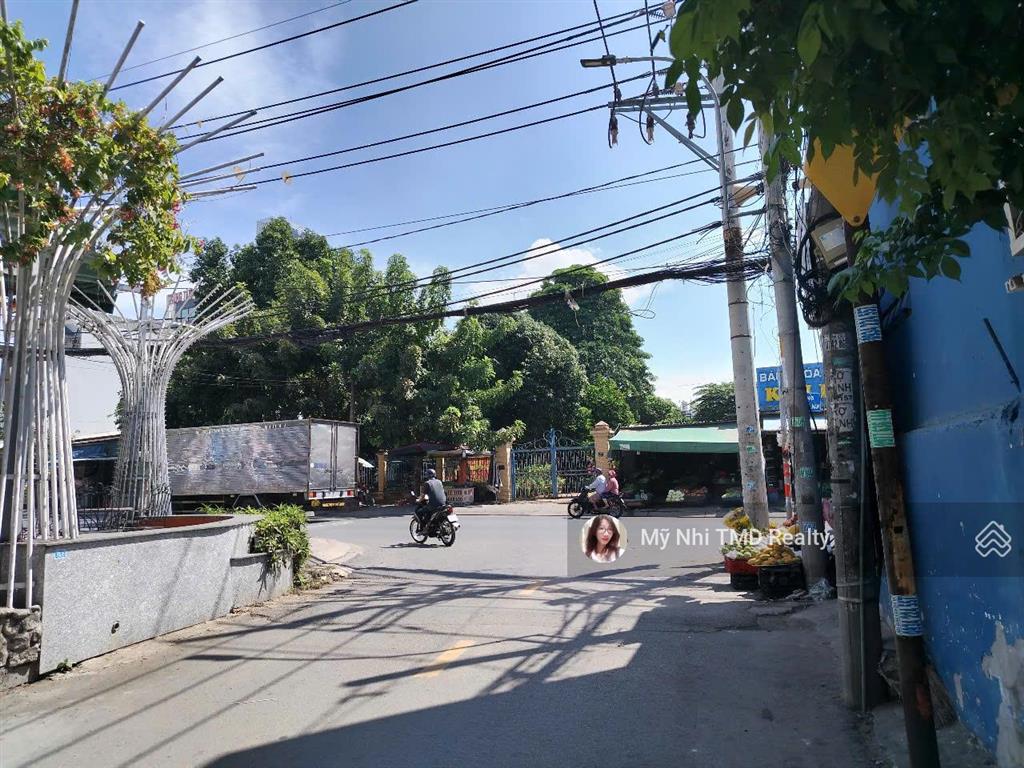 Bán nhanh nhà mặt tiền kinh doanh đường 197  hoàng hữu nam  chỉ 8,98 tỷ