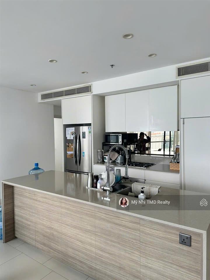 Cần bán gấp giảm giá 500tr  2pn city garden, 105m2, view sông, sẵn hđt