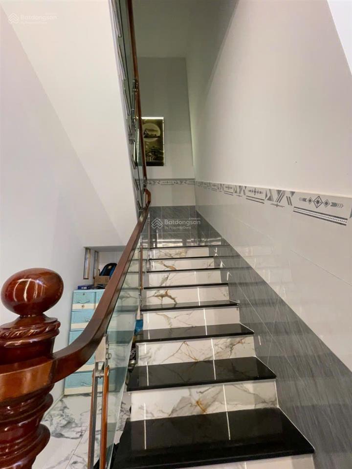 Nhà mới xây 5mx21m kdc đặng huỳnh, cần giuộc la