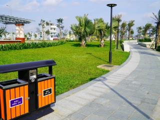 Đối diện công viên đầu dự án khu đô thị phú mỹ  duy nhất một lô sạch đẹp