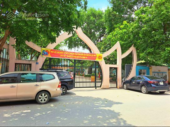 Bán đất tổ 3 quang minh mê linh hà nội gần sân bóng gia lạc mê linh plaza chỉ hơn 3 tỷ