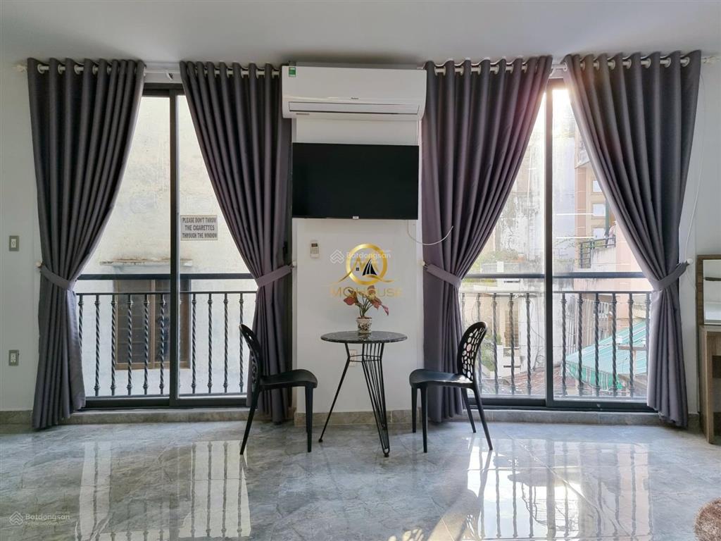 Cho thuê căn hộ 40m2 ban công full nội thất ngay công viên lê văn tám  quận 3
