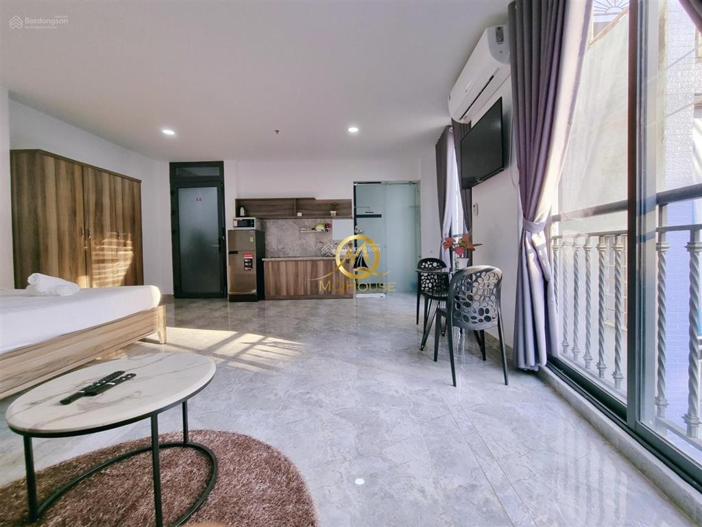 Cho thuê căn hộ 40m2 ban công full nội thất ngay công viên lê văn tám  quận 3