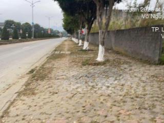 Bán gấp đất mặt phố võ nguyên giáp, 7,5 tỷ, 550m2. trung tâm tp. lai châu