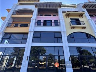 Bán căn ngoại giao shophouse 5 tầng sunsymphony, mặt tiền đường trần hưng đạo,ban công hướng đông.