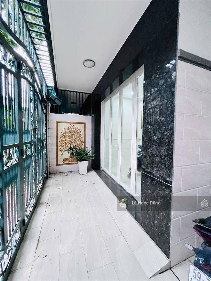 Bán nhà 3 tầng, 4x25, hẻm xe hơi 8m, đường tỉnh lộ 10 ( giáp tên lửa ), giá nhỉnh 6 tỷ ( tl ).