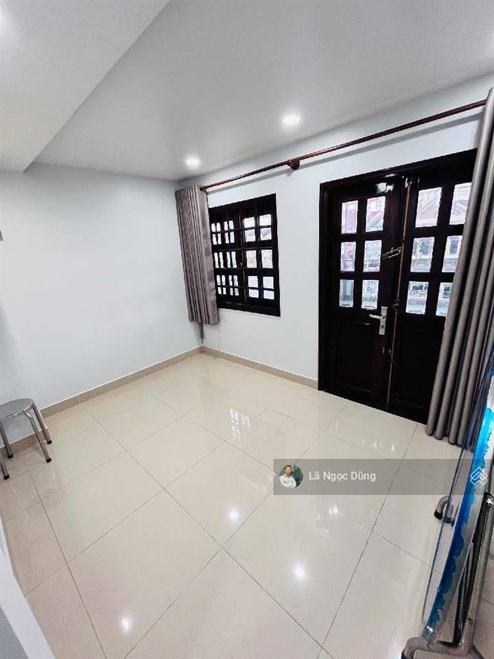 Bán nhà 3 tầng, 4x25, hẻm xe hơi 8m, đường tỉnh lộ 10 ( giáp tên lửa ), giá nhỉnh 6 tỷ ( tl ).