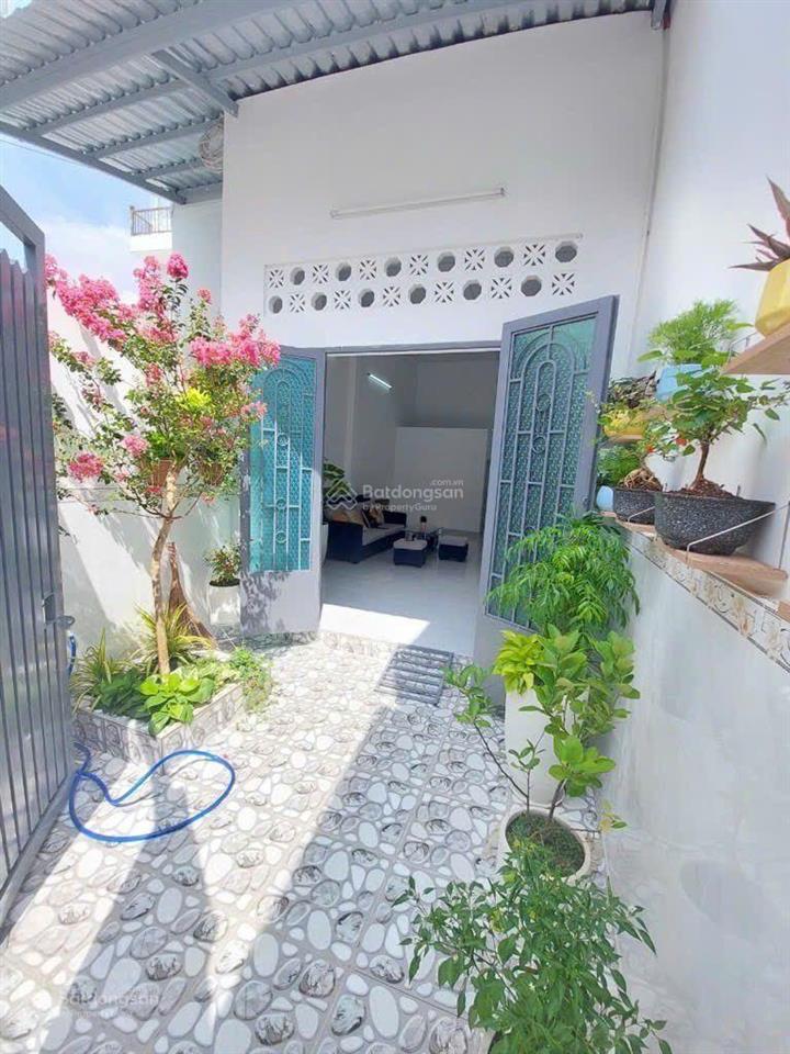 Bán nhà 2 tầng  116m2  6pn  3wc  ngay sát tên lửa, kinh dương vương, xác định bán đất tặng nhà.