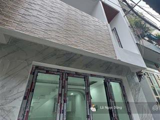 Nhà mới đón noel  gần nhà thờ, 3 tầng, 4x10, hxh thông, 4pn  giá nhỉnh 4 tỷ xíu ( thương lượng)