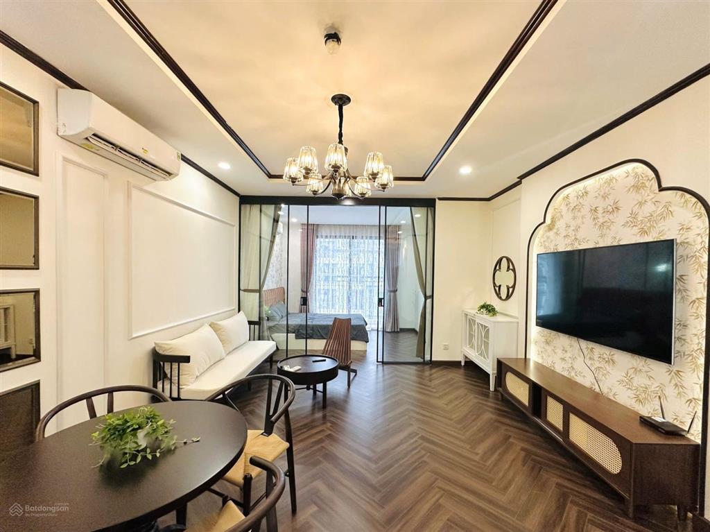 Giá nhỉnh 5tỷ căn hộ 1n 1vs tại toà t8 times city full nội thất cao cấp  24/7 0985 566 ***