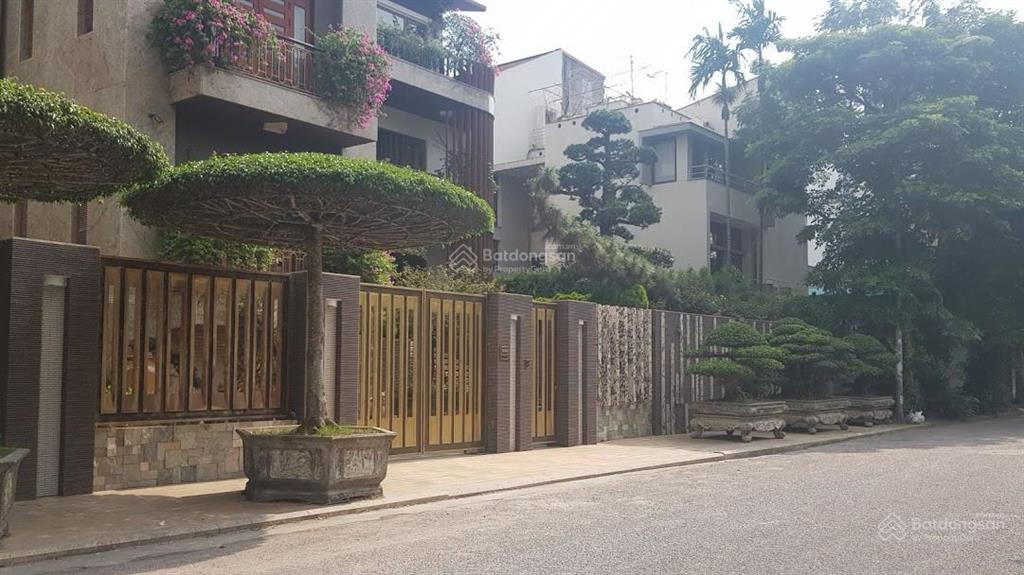 Chính chủ bán biệt thự bán đảo linh đàm 254m² 4 tầng + hầm vỉa hè giá 53 tỷ  0977 355 ***