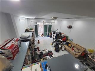 Hẻm 4m xe hơi thông  nhà đẹp 2 tầng, ở ngay  cách aeon chỉ 3 phút xe máy  hoàn công đủ