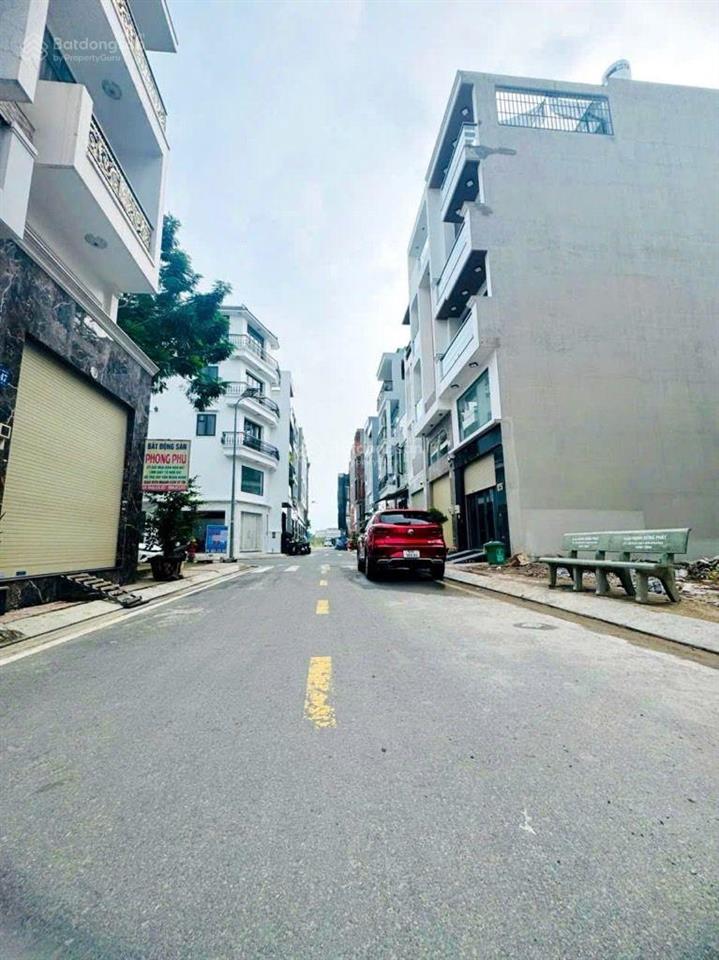 Đất mặt tiền hiếm khu tên lửa 120m..chủ gấp bán giá 9t5