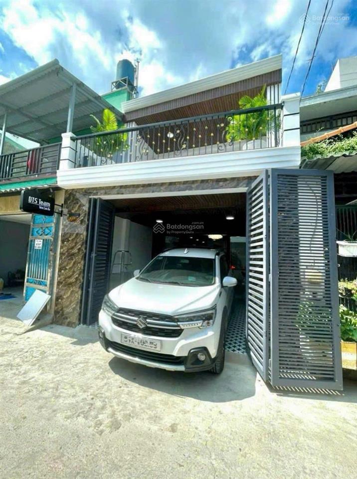5tỷ490 ngang 4,5*14m 7 chỗ vào nhà ngã 4 nguyễn thị thập, q. 7