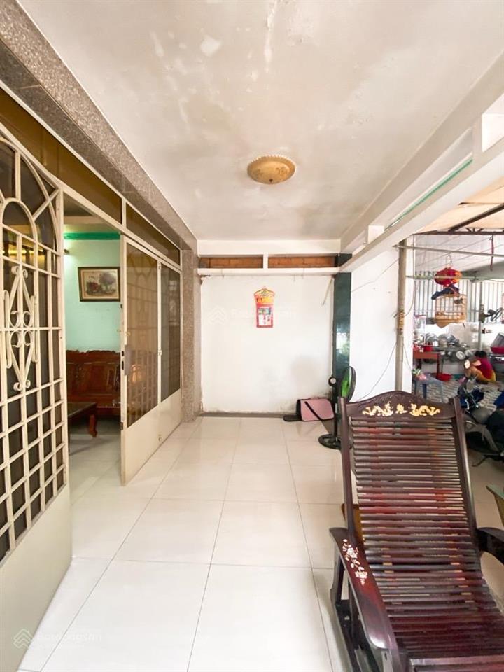 200m2 nhà cũ  4 chỗ tới nhà  cách mt huỳnh tấn phát 50m  10 tỷ