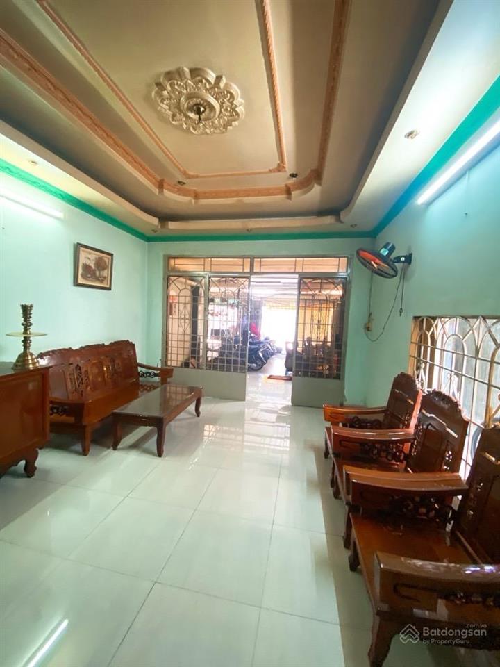 200m2 nhà cũ  4 chỗ tới nhà  cách mt huỳnh tấn phát 50m  10 tỷ