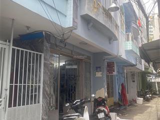 6 tỷ hơn  ngang 8,45 dài 13m  lô nhì  cách mt lâm văn bền 30m  hẻm thông thoáng