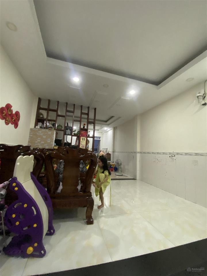 6.3 tỷ  ngang 8.45x13m  lô nhì lâm văn bền  thông nguyễn thị thập