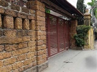 Cần bán nhanh biệt thự diện tích lớn, sân vườn siêu rộng đẹp tại tây hồ, mt 12m, giá đặc biệt tốt
