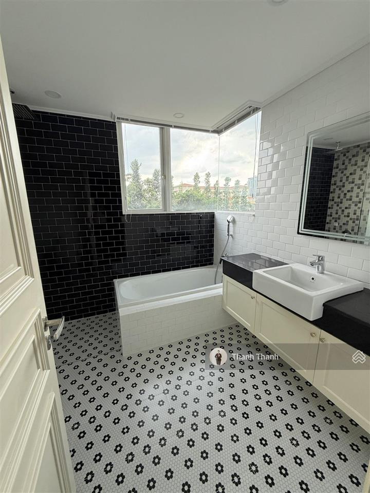 Tin thật  nhà thật  căn mới duplex 6 phòng ngủ vista verde  379m2 giá 23,9 tỷ (thương lượng)